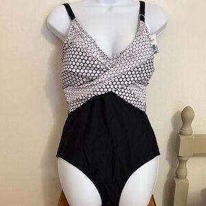 Stylish Black and White Women’s One Piece swimsuit. Narrow straps. L, XL.